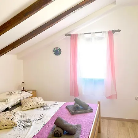 Ares Apartmán Rovinj